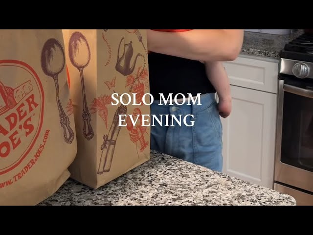 SOLO MOM EVENING
