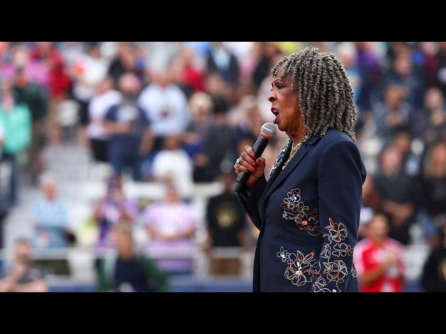 WATCH: Martha Reeves | The Star-Spangled Banner | Women's Pro Baseball League (national anthem 2026)