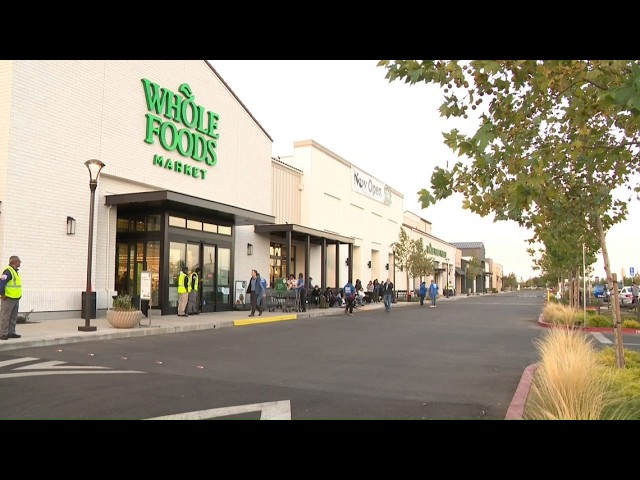 Whole Foods opens in Elk Grove after new Barnes & Noble arrives next door