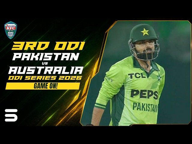 Shadab Khan and Abdul Samad Rebuild The Chase Against Australia Pakistan vs Australia  | PCB | M9J1U