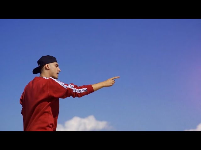 AmbkorTv - AMBKOR - 1. "PRESENTE" | "FREE SOLO" [VIDEOCLIP OFICIAL]
