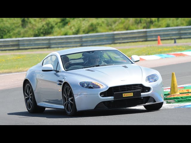 Thruxton Aston Martin DB7 26 May 2023