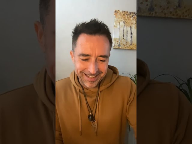 Pisces ♓️ YOU ARE SEEING CRYSTAL CLEAR - INNER PEACE AWAITS Tarot Reading October 2025