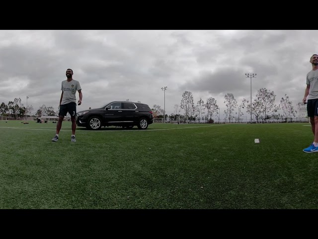 Chevy Trick Shot Challenge: Dribbling with Ashley Cole and Sebastian Lletget, a 360 degree look