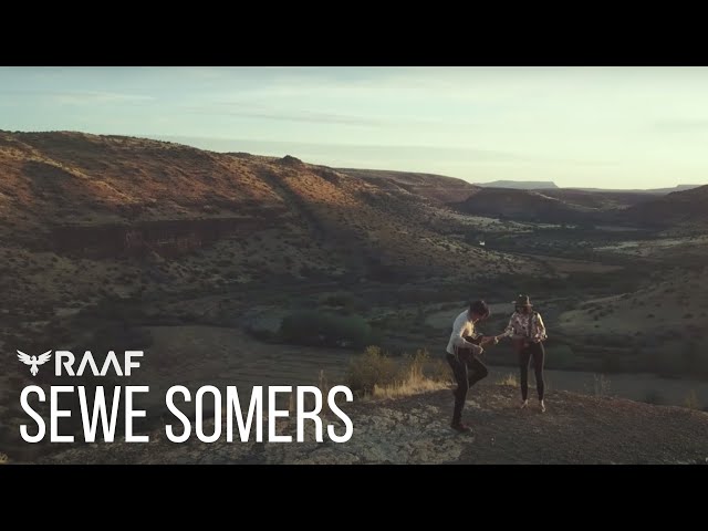 RAAF - Sewe Somers (amptelike musiekvideo)