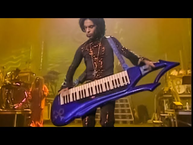 Prince’s Custom Keytar: Solo & Performance with Splits at Rave Un2 The New Year 1999