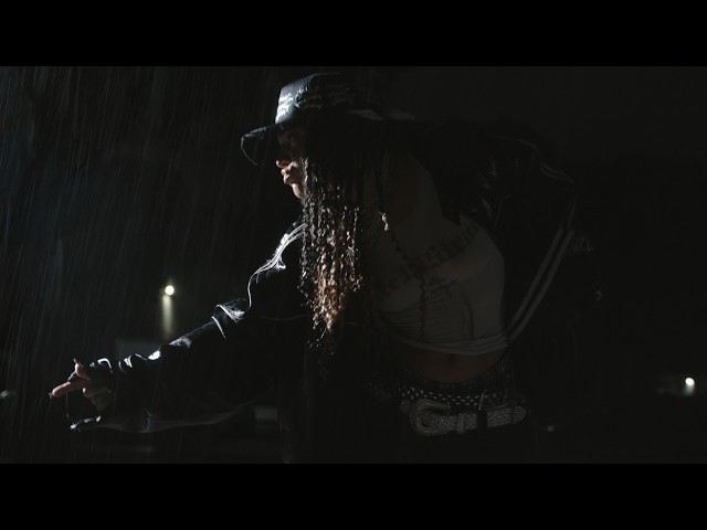 La Gabi - PARi (Official Video)