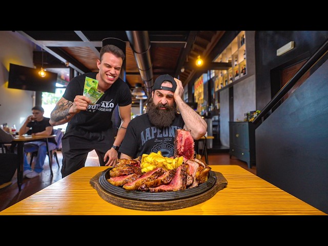 THEY GIVE YOU €200 IF YOU CAN BEAT ITALY'S UNDEFEATED STEAK CHALLENGE IN 15 MINUTES | BeardMeatsFood