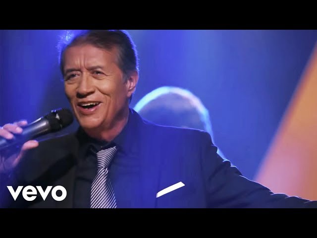 José María Napoleón - Ella Se Llamaba Martha/Eres/Nunca Cambies (Medley)