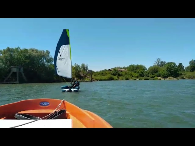 Essai du dériveur gonflable de Décathlon Le 5s
