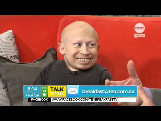 Verne Troyer, mini-me, in Australia!