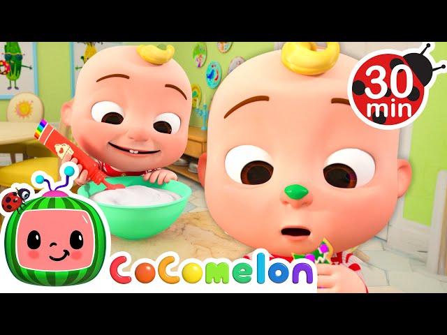 Christmas Color Mixing! 🍪 30 MIN LOOP |  Karaoke Nursery Rhymes & Kids Songs - CoComelon