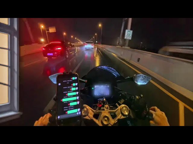 When I am most upset, I will pretend nothing happened, even on rainy days.