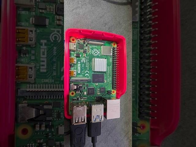 Raspberry Pi 4 Model B + Raspberry Pi OS (64-bit) for the first time run