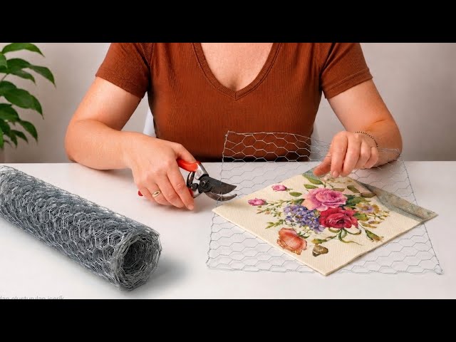 Look What I Made with Garden Wire & Patterned Napkins! Amazing DIY Idea! 👍🥰