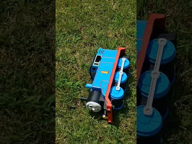 Down The Hill And Round The WOAH (Giant Whistling Thomas version)