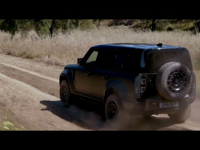 Land Rover Defender Octa 2026