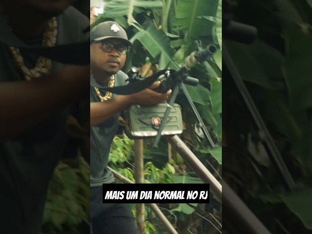FUGINDO COM A .30 DA FAVELA #policia #airsoft #airsoftbrasil #webserie