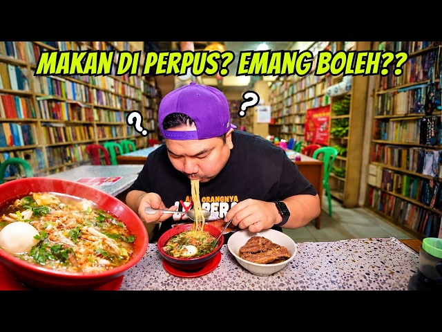 CUMA DI SINI PERPUS YANG BOLEH MAKAN SAMBIL BERISIK!!