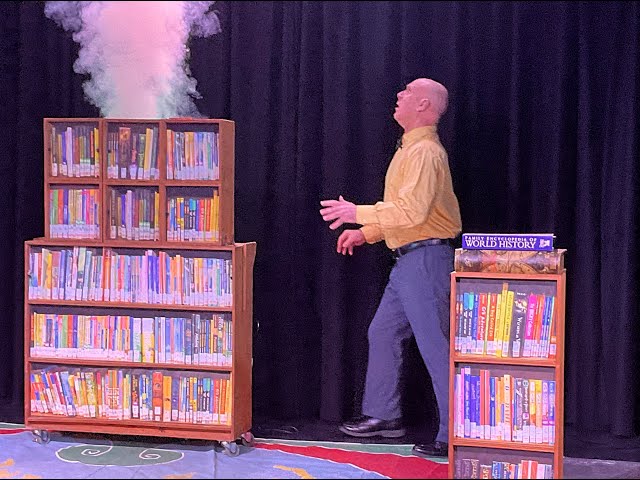 Labyrinth in the Library full show