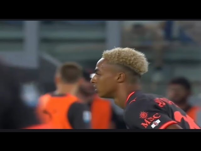 Omari Hutchinson Makes His Milan Debut vs Lazio 🔴⚫️