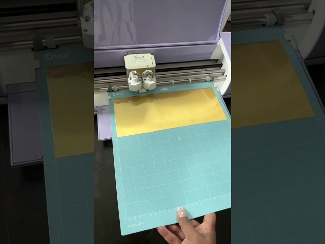 How To Cut Vinyl On Cricut Machine