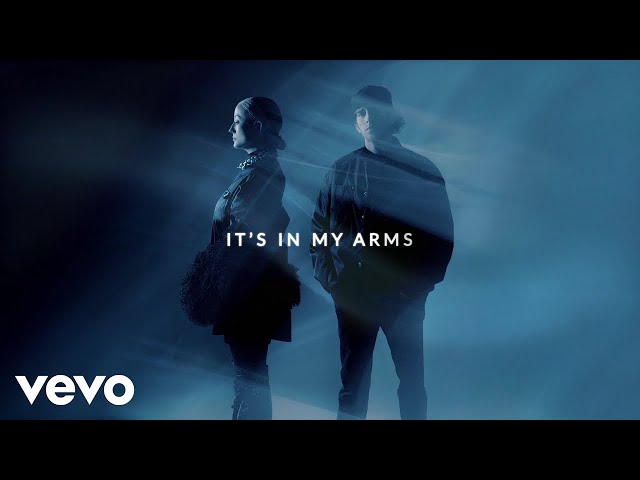 ILLENIUM, HAYLA - In My Arms (Lyric Video)