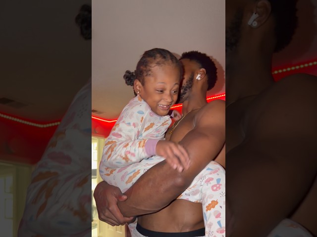 She haven’t smiled this BIG with me in a week 😭🤣