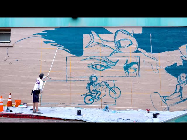 ¡Pintando un mural ÉPICO para el parque temático Animal Kingdom de TNT en Venice Beach!
