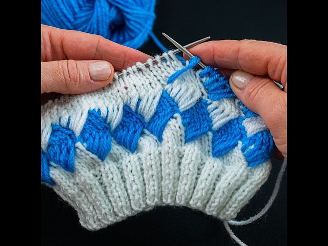 How to Knit Two-Color Bubble Stitch | Easy Knitting Pattern | Miarti