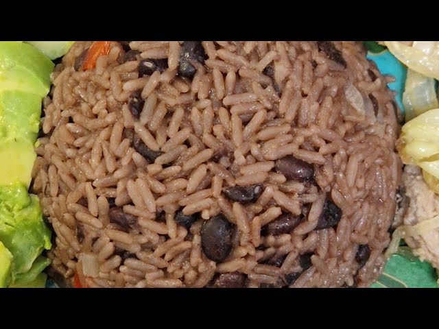 🍚 Authentic Cuban Congrí or Moros y Cristianos 🇨🇺 | Easy Recipe/ Cuban Black Beans & Rice Recipe