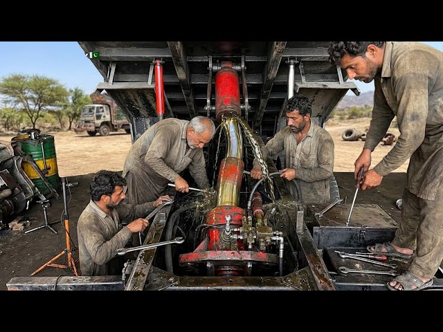Hydraulic Cylinder FAILED! Pakistani Mechanics Fix It by Hand