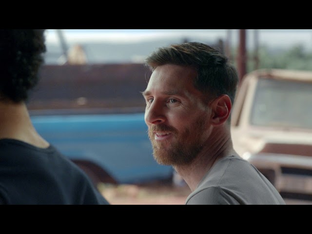 Pepsi | Messi & Salah compiten por la última Pepsi