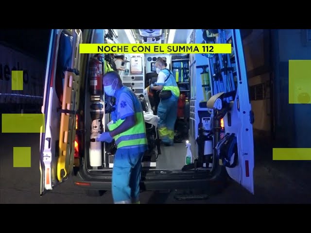 Una noche de emergencias con la UVI del Summa 112 en Fuenlabrada