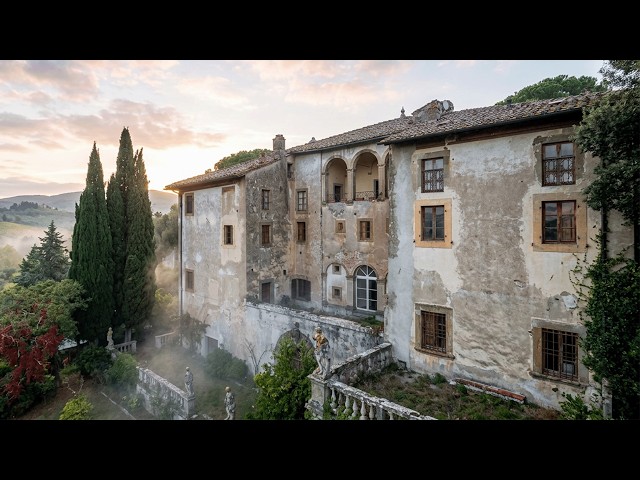 We Found a 300-Year-Old Letter Inside This Abandoned Italian Palace!