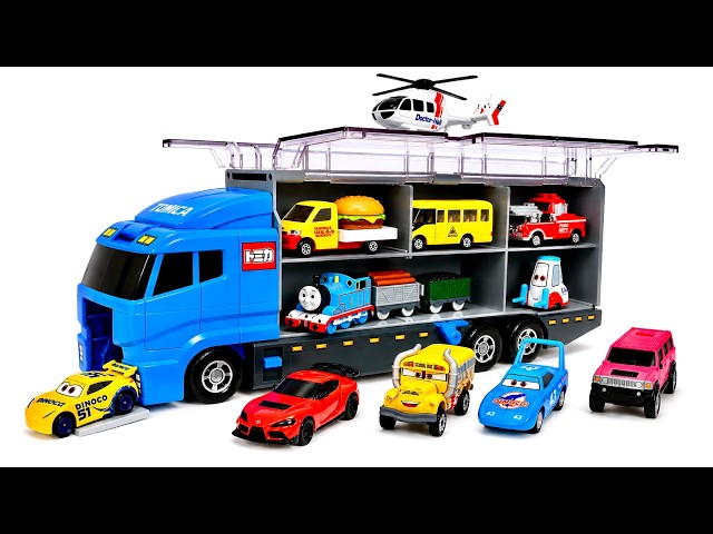 トミカ★おかたづけコンボイ✨ミニカー大量収納！緊急ドライビングテスト！Tomica Mini Cars Loaded in Convoy Truck Driving Challenge🚌