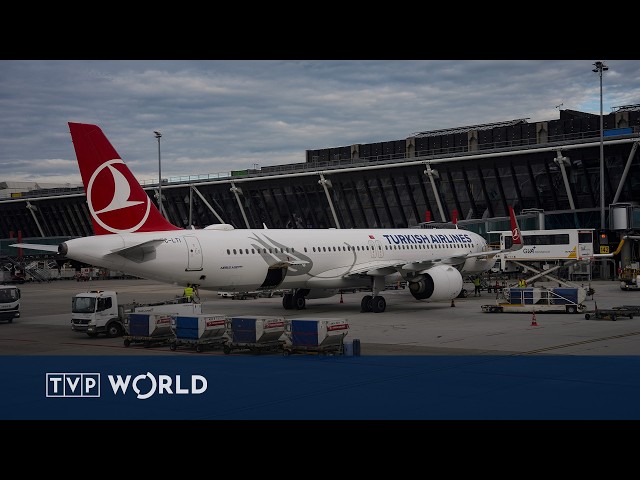 Las aerolíneas cancelan vuelos a Rusia tras la advertencia de Zelenskyy | TVP World News