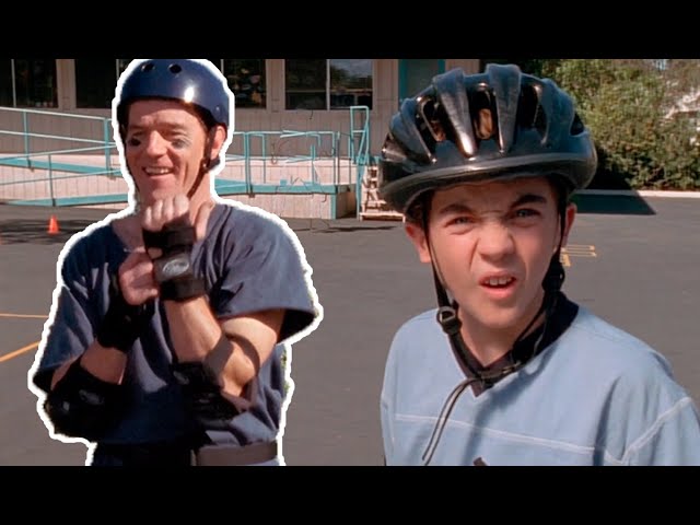 Hal gives Malcolm skating lessons (HQ) | S1 E13 - Malcolm In The Middle