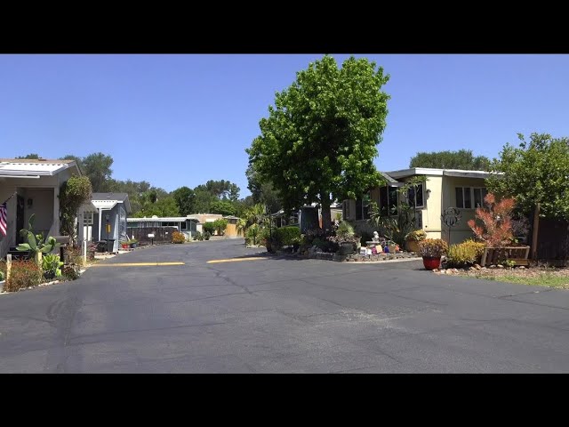 Fallbrook neighbors frustrated over constant power outages