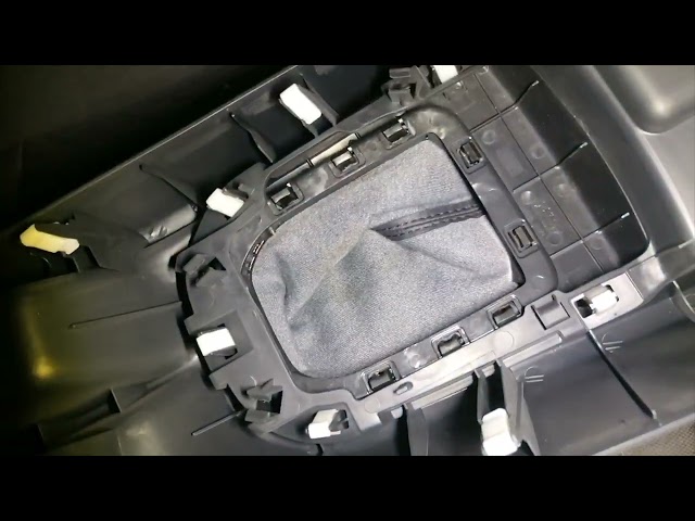 Kia Rio Shift Boot Replacement (2011 - 2017)  How to Remove Gear Stick Leather