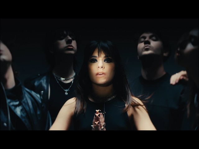 Alexandra Căpitănescu - HEAT (Official Music Video)