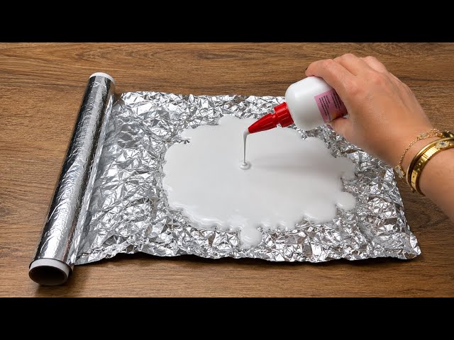 You'll love what I made by pouring glue onto aluminum foil!