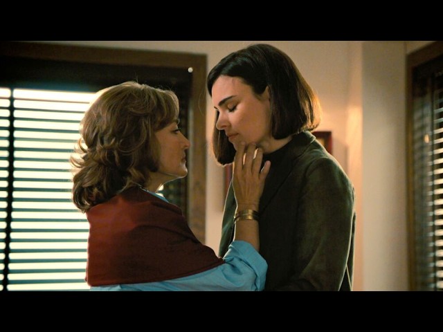 Bianca says a tearful goodbye to Fina before returning to Argentina - Sueños de libertad