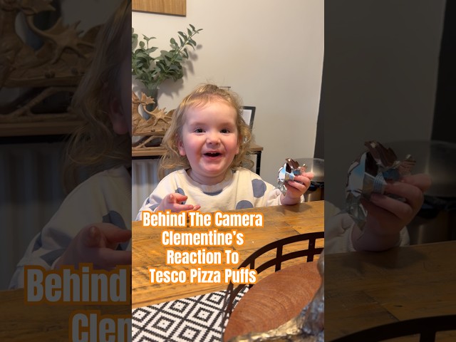 Clementine's Reactions Whilst Filming Tesco Pizza Puffs Review