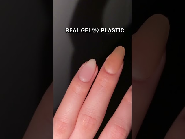 REAL GEL VS PLASTIC