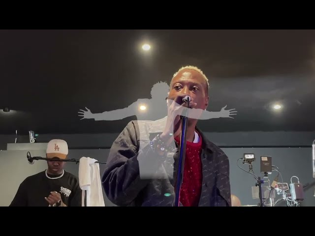 GAZMAN FÈ TOUTE BÈL FANM RÉCITÉ "PSAUME 150" NAN MOONLIGHT CORNER NAN QUEENS