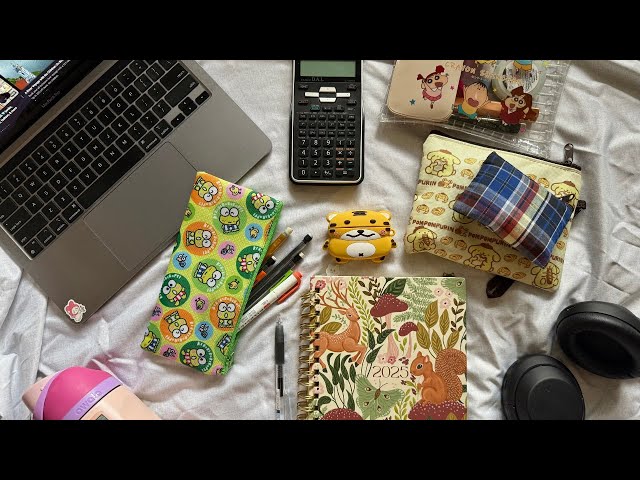 what's in my backpack // graduate student edition