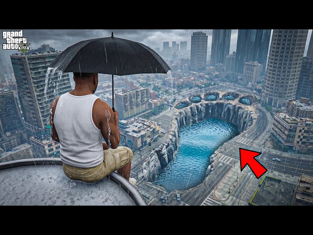 Franklin Found A Giant Mysterious Footprint In Rain In GTA 5 ! (GTA 5 Mods)