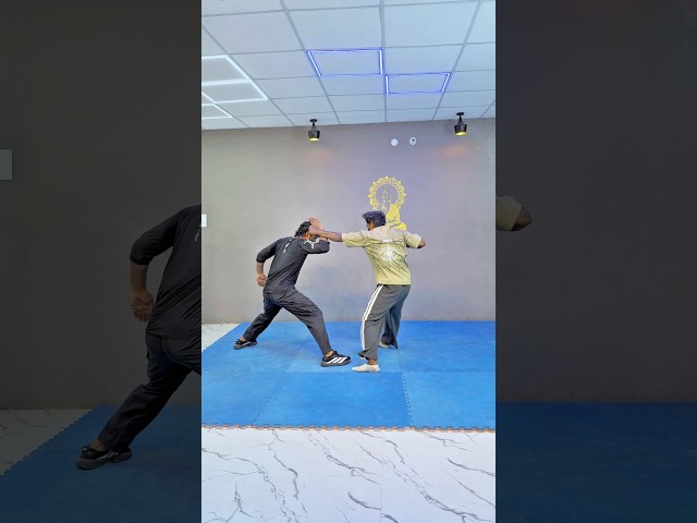 Master This DEADLY Self Defense Elbow Strike in Seconds!💥⚡️ #SelfDefense #ElbowStrike #martialarts