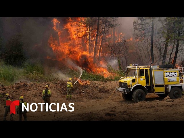 España permite volver a casa a miles tras los incendios forestales | Noticias Telemundo